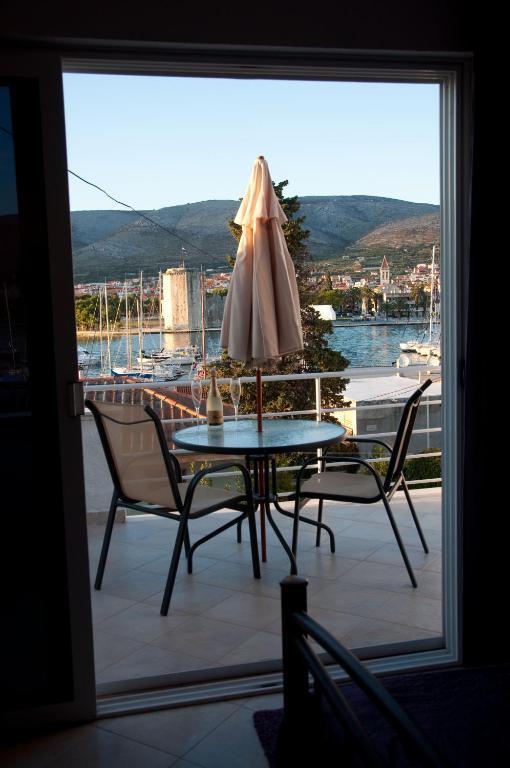 Villa Espero Trogir Buitenkant foto